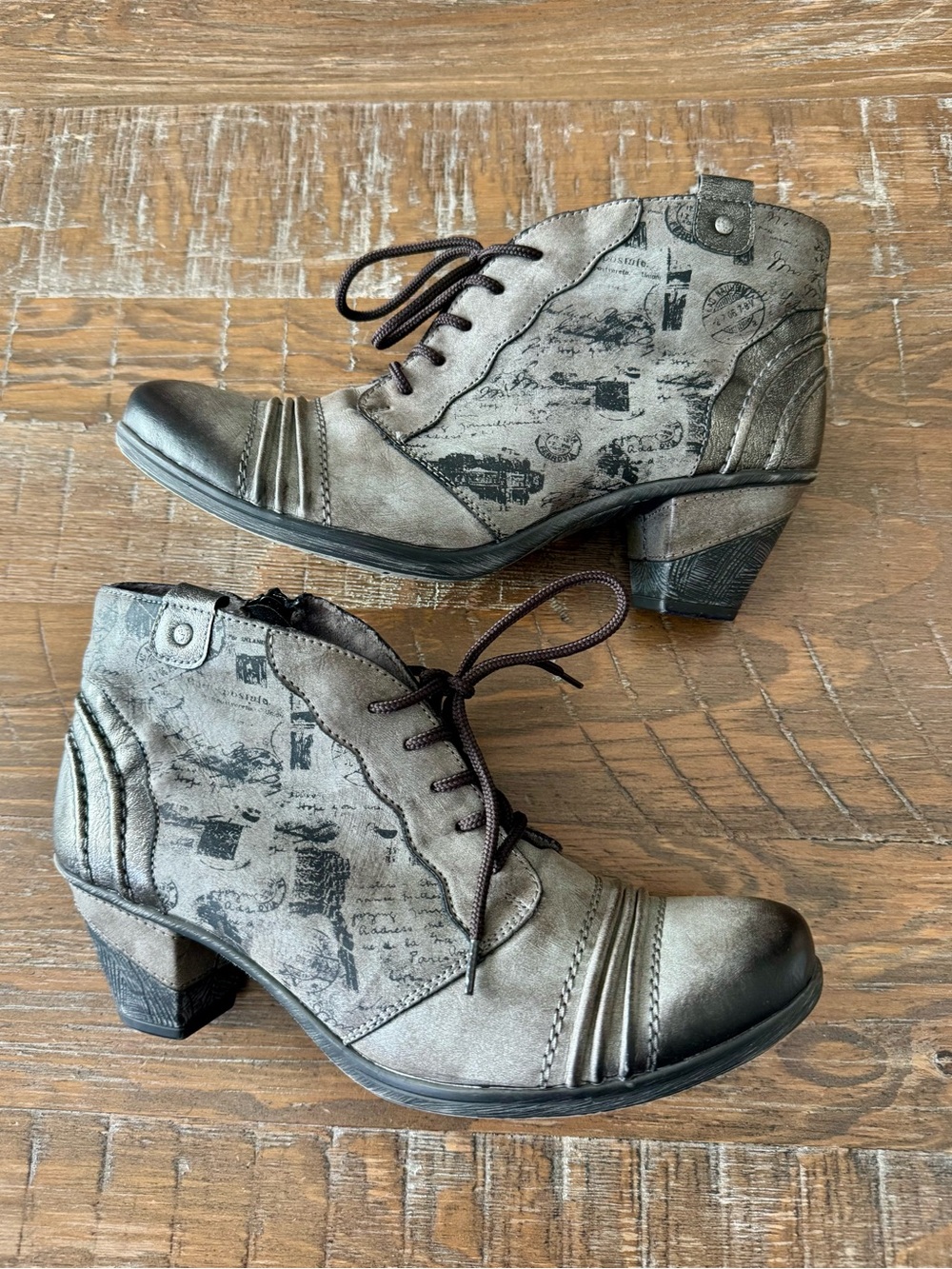Remonte Women’s Gray and Black Postage Stamp Print Ankle Boots, size 41